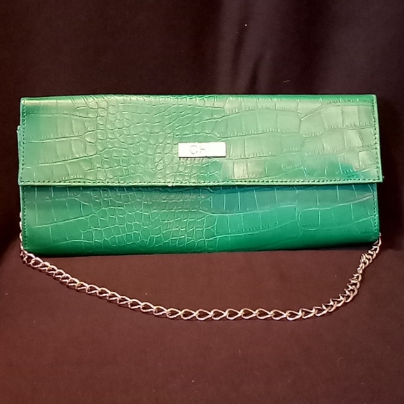 CHI Handbags - CHI Green Flat Iron Purse with Gold Chain